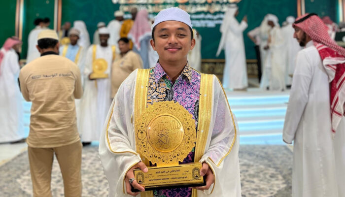 Hafiz Asal Riau Sabet Juara II MHQ Internasional di Arab Saudi