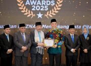 Wali Kota Dumai Terima Penghargaan BAZNAS Awards 2025