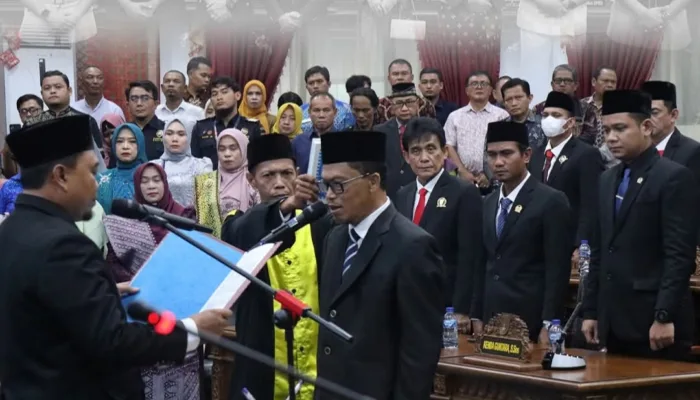 Suprianto Gantikan Almarhum Ronny Bakara di DPRD Dumai
