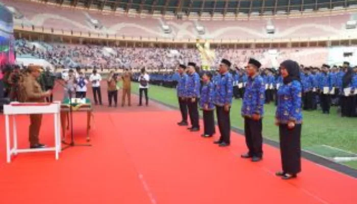 5.884 PPPK Resmi Dilantik, Gubri Tekankan Profesionalisme dan Pelayanan Publik