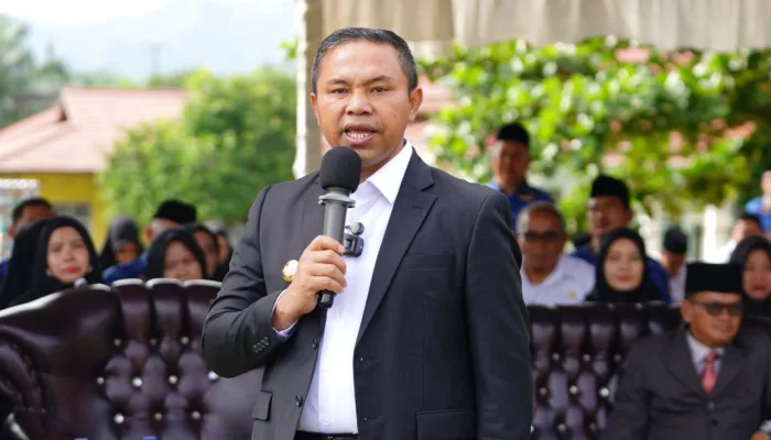 Gubri Abdul Wahid Pimpin Upacara Hari Kesaktian Pancasila di SMA Tuah Kemuning Inhil