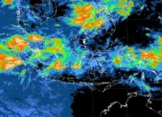 Musim Hujan Bakal Panjang, Banjir dan Longsor Mengancam
