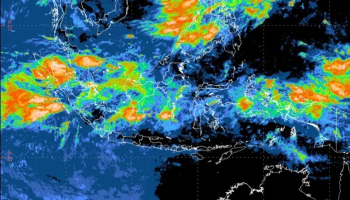 Musim Hujan Bakal Panjang, Banjir dan Longsor Mengancam