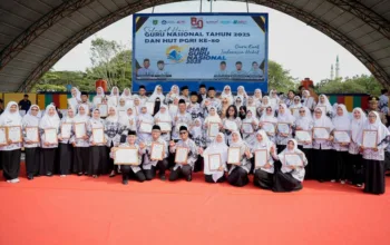 Wawako Dumai Sugiyarto Tekankan Pentingnya Inovasi Guru di Era Digital Pada Peringatan HUT PGRI ke-80 dan HGN 2025.