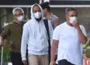 KPK Sita Lebih dari Rp1 Miliar dalam OTT Gubernur Riau Abdul Wahid