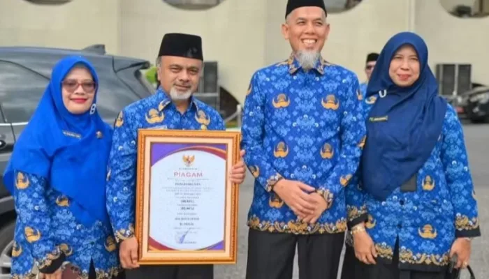 Hampir Seluruh Warga Terjamin Layanan Kesehatan, Dumai Raih Penghargaan UHC