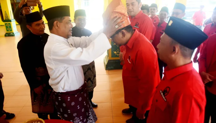 Silaturahmi Pengurus DPC PDI Perjuangan Kota Dumai ke LAMR Kota Dumai