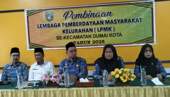 Camat Ajak Warga Jaga Kecamatan Dumai Kota Sebagai Image Kota