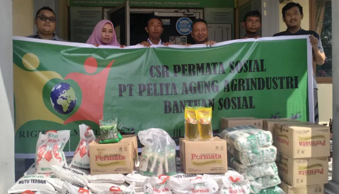 Sambut Nataru, PT PAA Dumai Gelar Pasar Murah Minyak Goreng dan Salurkan Bantuan Sosial