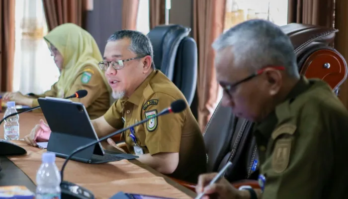 Sekdako Fahmi Pimpin Rapat Eksekusi Program Prioritas Kesehatan dan Pengembangan SDM Kota Dumai