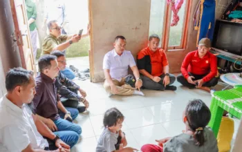 Perjuangan Ibu Heni Sekolahkan Anak di Tengah Keterbatasan, DPC Gerindra Dumai Turun Tangan