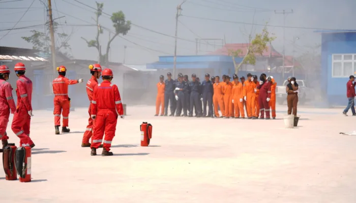 Semangat Menyala di Ruang Edukasi, Pertamina Patra Niaga RU Dumai Bekali Siswa Safety Perairan
