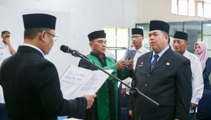 Eko Wardoyo Masuki Masa Purna Bhakti, Pemko Dumai Lantik Sepranef Syamsir sebagai Kasatpol PP
