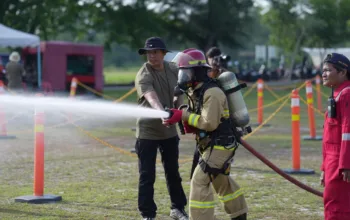 Pertamina Patra Niaga Kilang Dumai Perkuat Kesiapsiagaan Firefighter melalui Agility Test