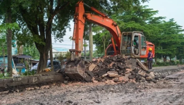 Kantongi Persetujuan Kementerian PU, Pemko Dumai Mulai Benahi Jalan Nasional Soekarno-Hatta