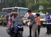 Pertamina Patra Niaga Kilang Dumai Bagikan 1.000 Masker, Lindungi Warga dari Paparan Asap