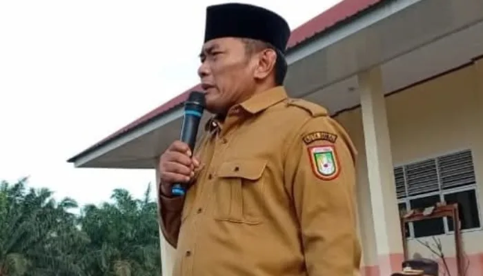 Kepada Siswa SMAN 8 Dumai Wawako Berpesan Jangan Jadikan Keterbatasan Penghalang Meraih Cita-Cita