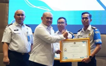 Dari Pembinaan Desa ke Prestasi Nasional, Imigrasi Dumai Raih Dua Penghargaan